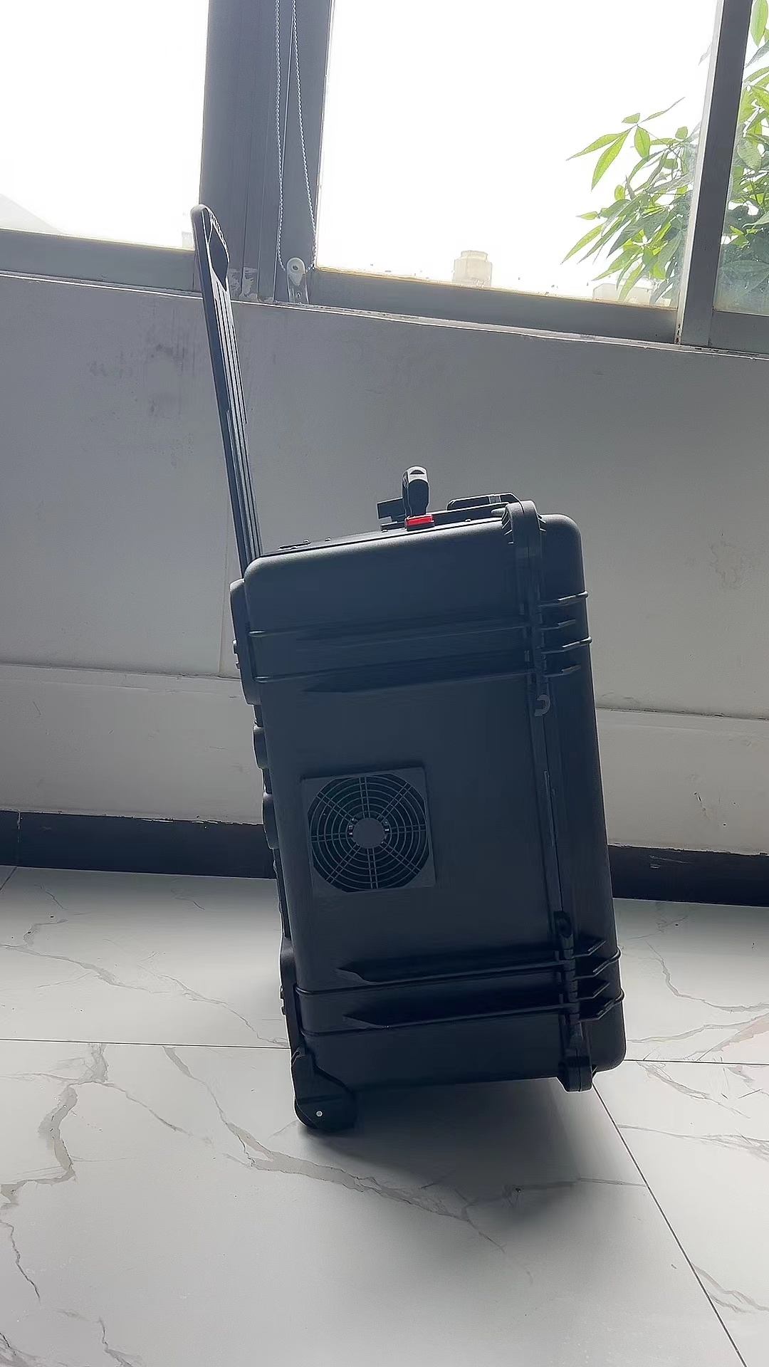 宾川手拉箱型移动通信干扰器